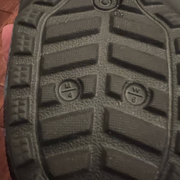 Crocs Unisex-Adult Classic Lined Tie-Dye Clog - Picture 5 of 6